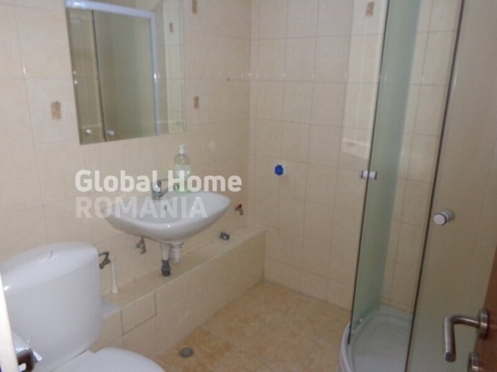 Piata Unirii, langa blocul Sitraco Center apartament 3 camere